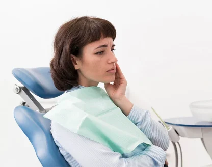 What Dental Problems Require Urgent Care? Signs You Should Know 